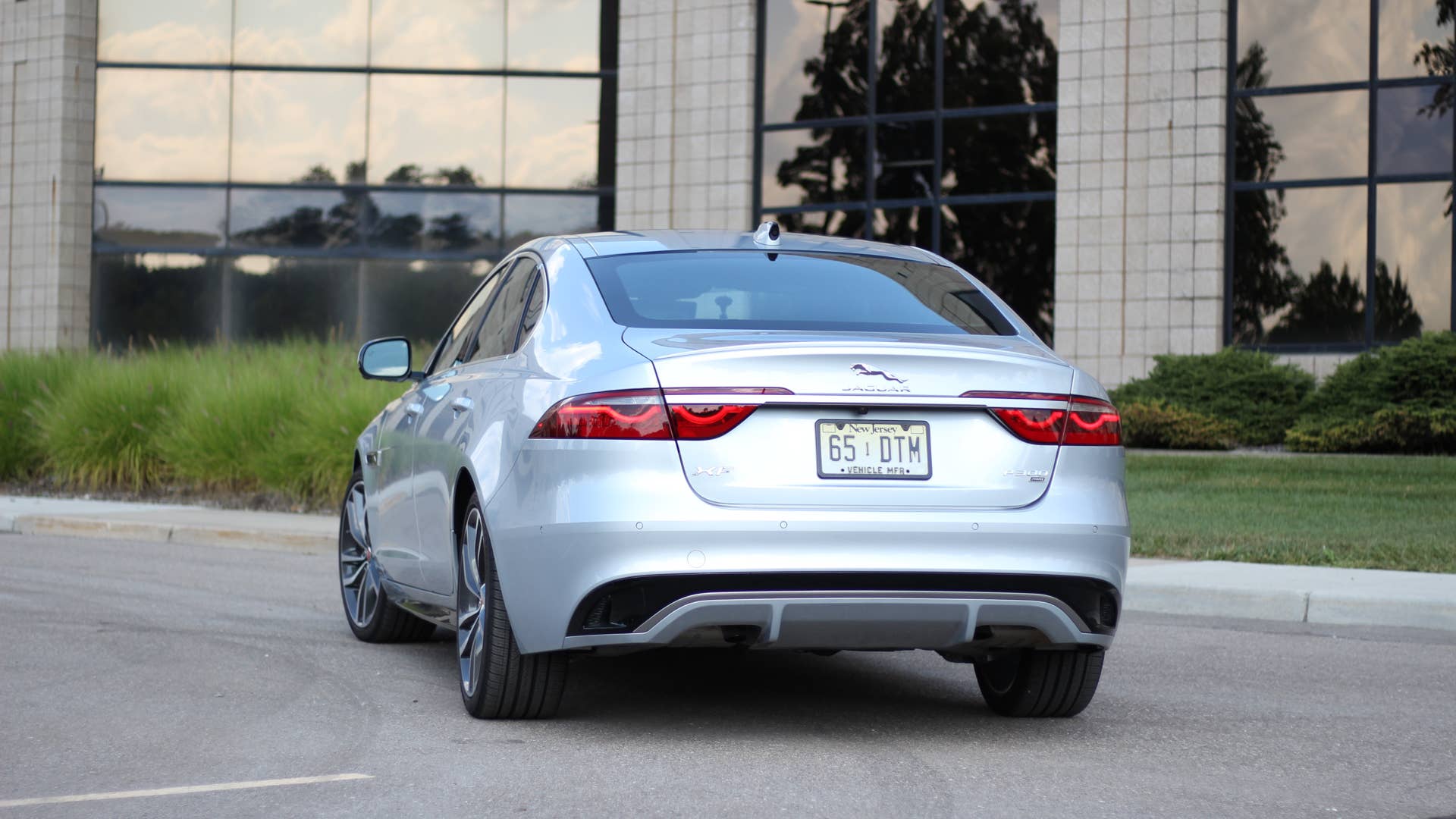 2021 Jaguar XF P300 Road Test | Still in the game, but now in